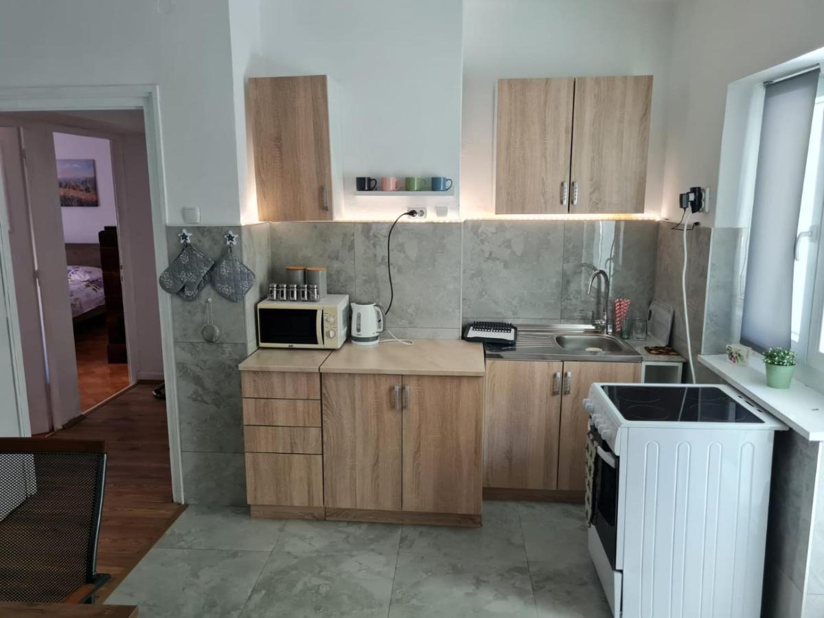 דירות שיבניק Apartman Antea מראה חיצוני תמונה