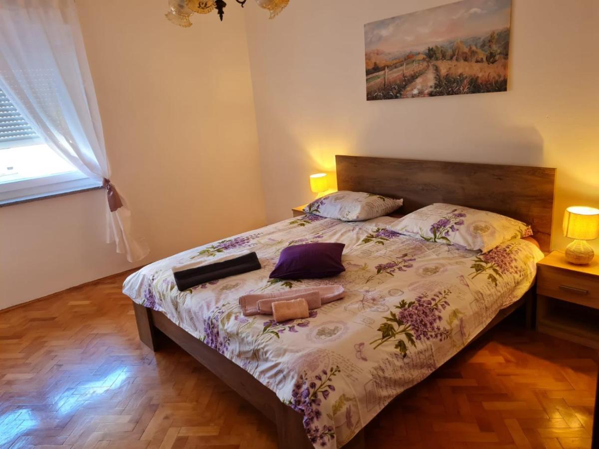 דירות שיבניק Apartman Antea מראה חיצוני תמונה