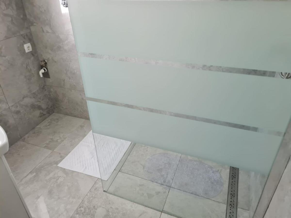 דירות שיבניק Apartman Antea מראה חיצוני תמונה