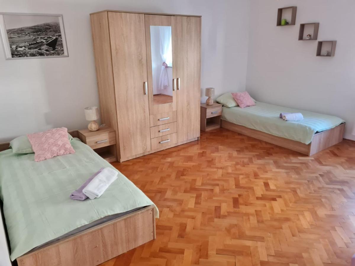 דירות שיבניק Apartman Antea מראה חיצוני תמונה